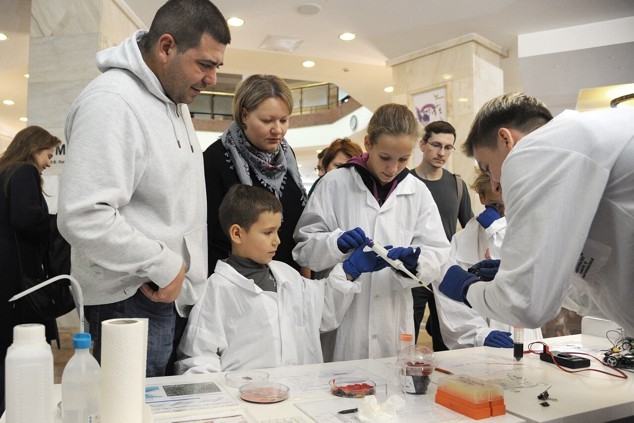 ФНМ на фестивале науки 2019