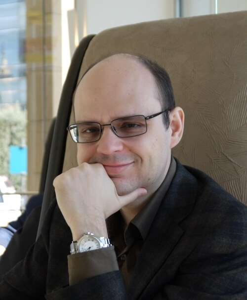 Член-корр. РАН А.В. Лукашин,декан ФНМ с 2024 г.